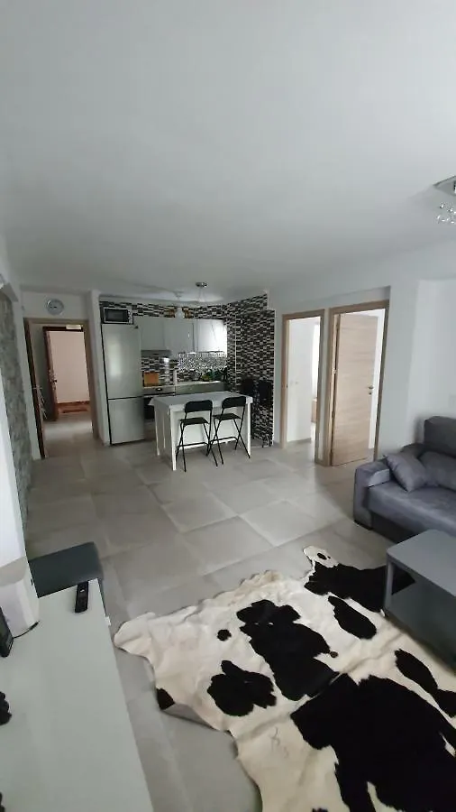 Selina Apartment Torremolinos 0*,